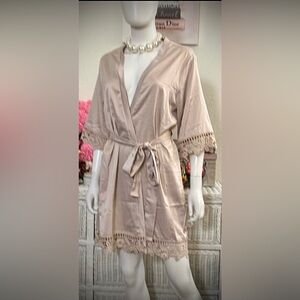Le Rose Lauren Lace satin robe lace sleeves & hemline in Dark Champagne size XS